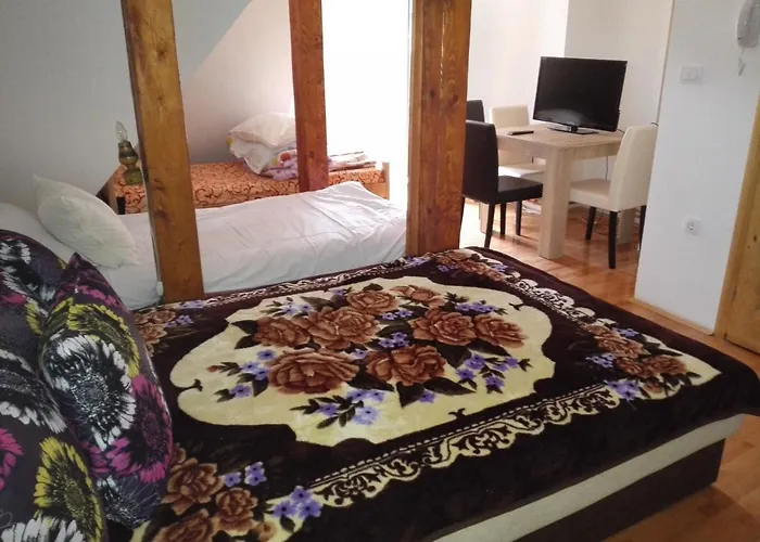 아파트 Pesic Kušići